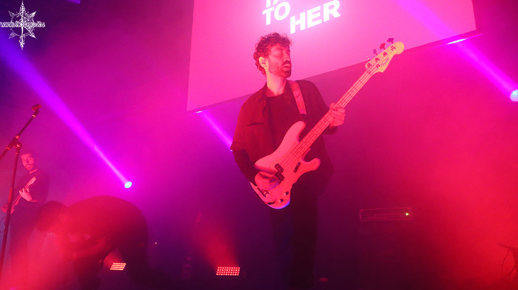 talk_to_her16.jpg