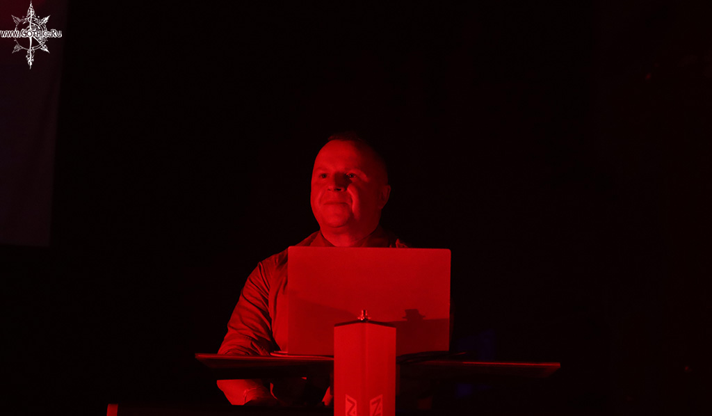 solitary_experiments07.jpg