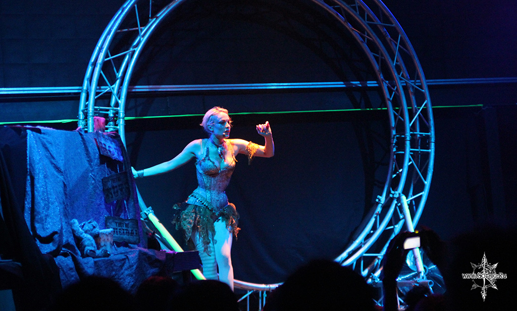 emilie_autumn18.JPG