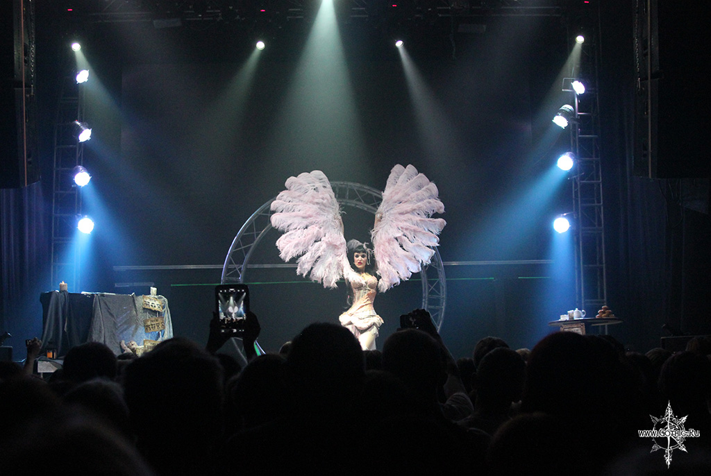 emilie_autumn20.JPG