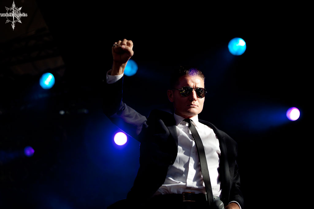 nitzer_ebb03.jpg