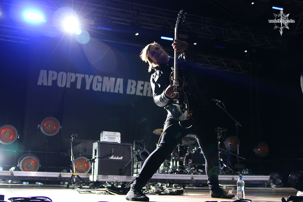 apoptygma_berzerk05.JPG