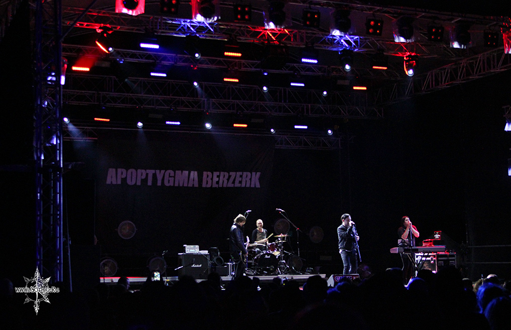 apoptygma_berzerk15.JPG