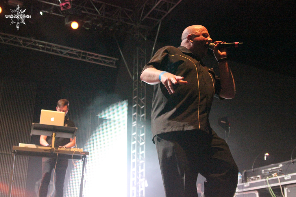 vnv_nation05.JPG