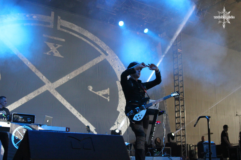 clan_of_xymox02.JPG