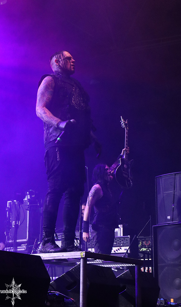 combichrist5.jpg