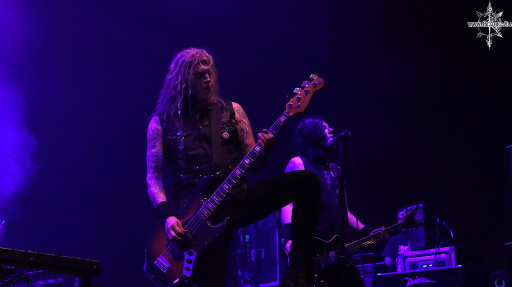 combichrist9.jpg