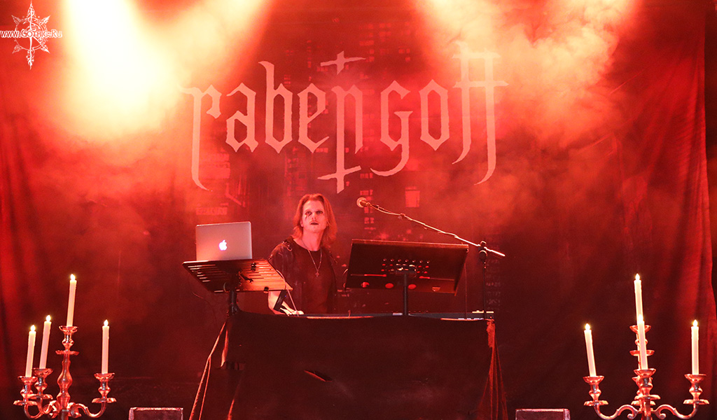 rabengott12.jpg