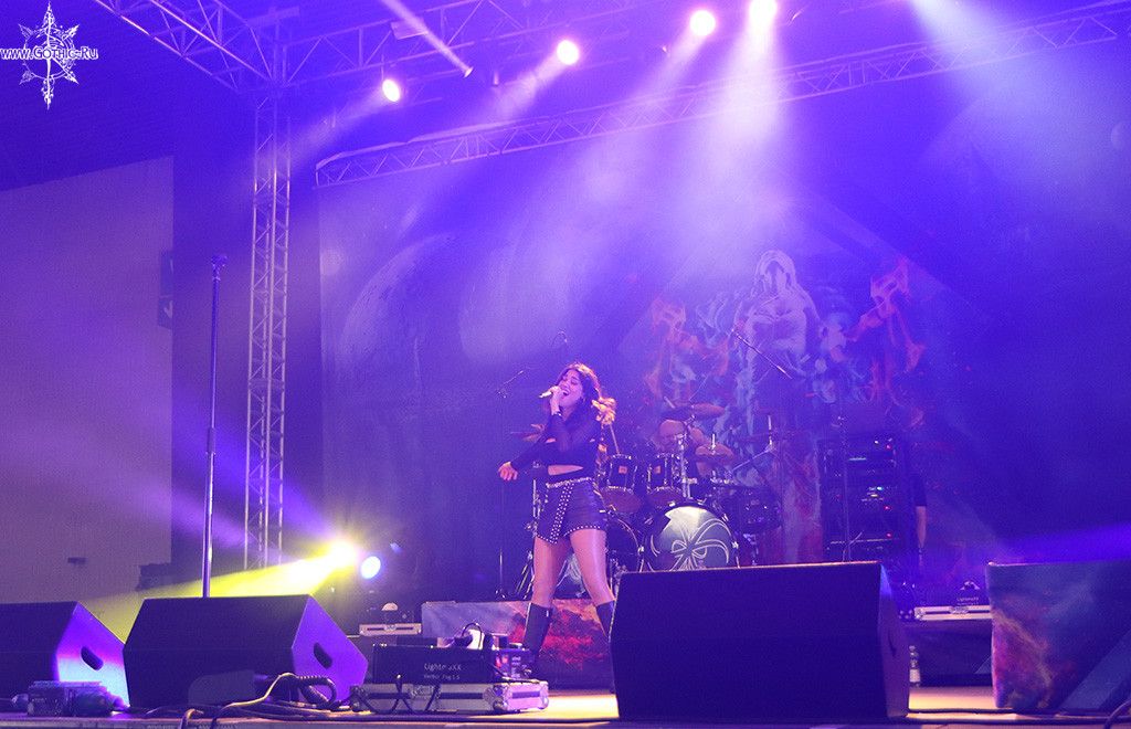 xandria14.jpg
