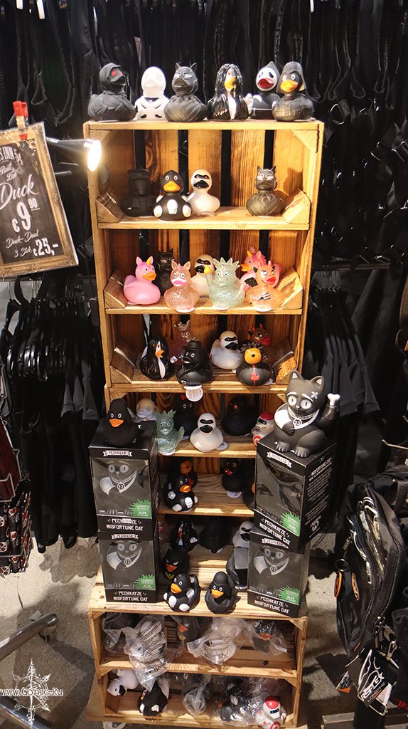black_market48.jpg
