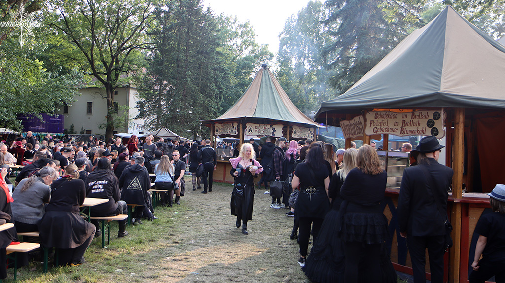pagan_village16.jpg